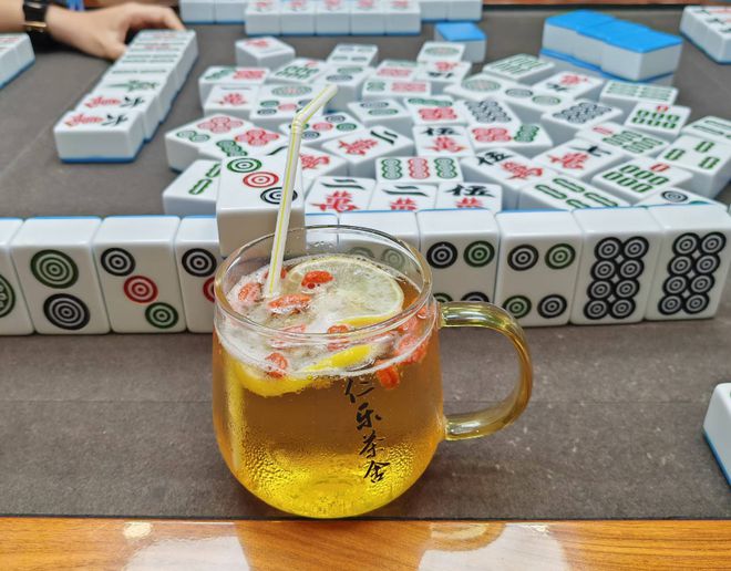 抛弃了双11爱上了“老年严选”凯发app网站这届脆皮年轻人(图3)