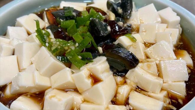 道菜不上桌老传统要记牢平安过大年！凯发k8登录年夜饭餐桌上建议这5(图4)